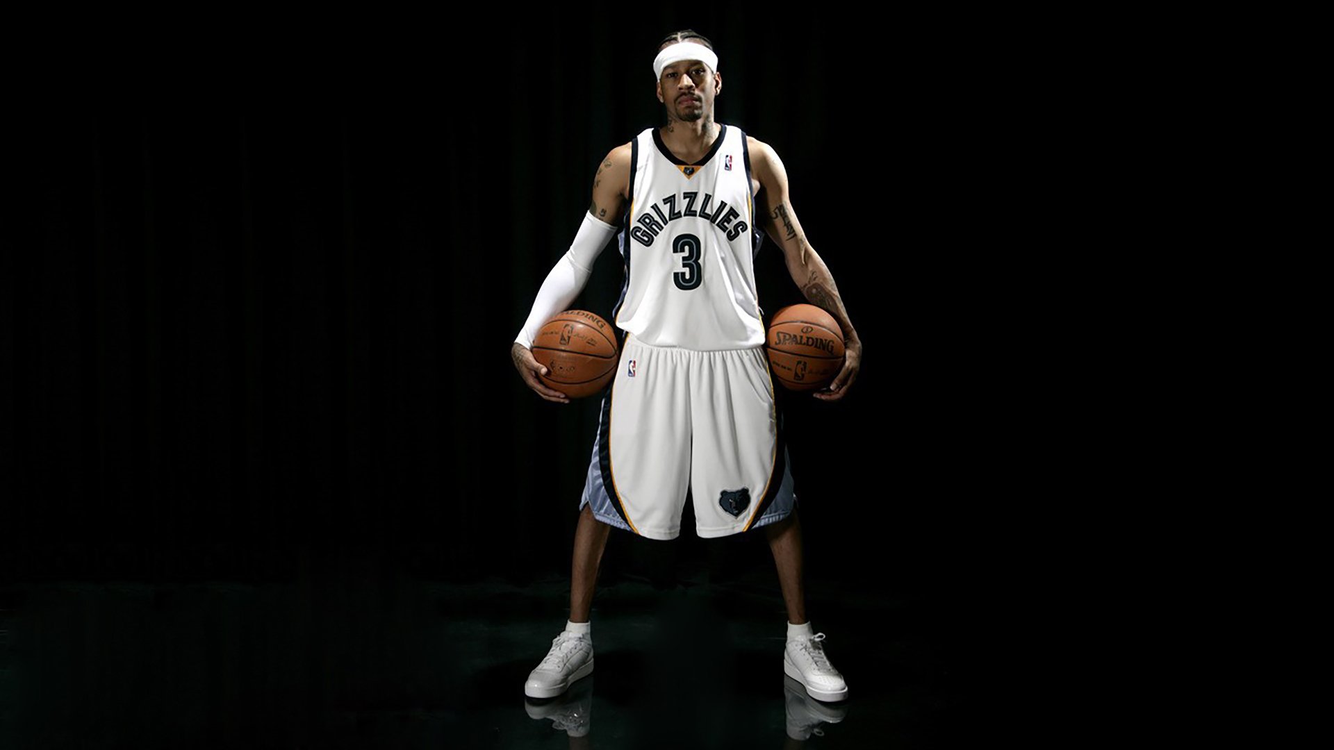 开云注册网址-库里：用“精准”建立起NBA最“远”的防线！，库里的进攻能力